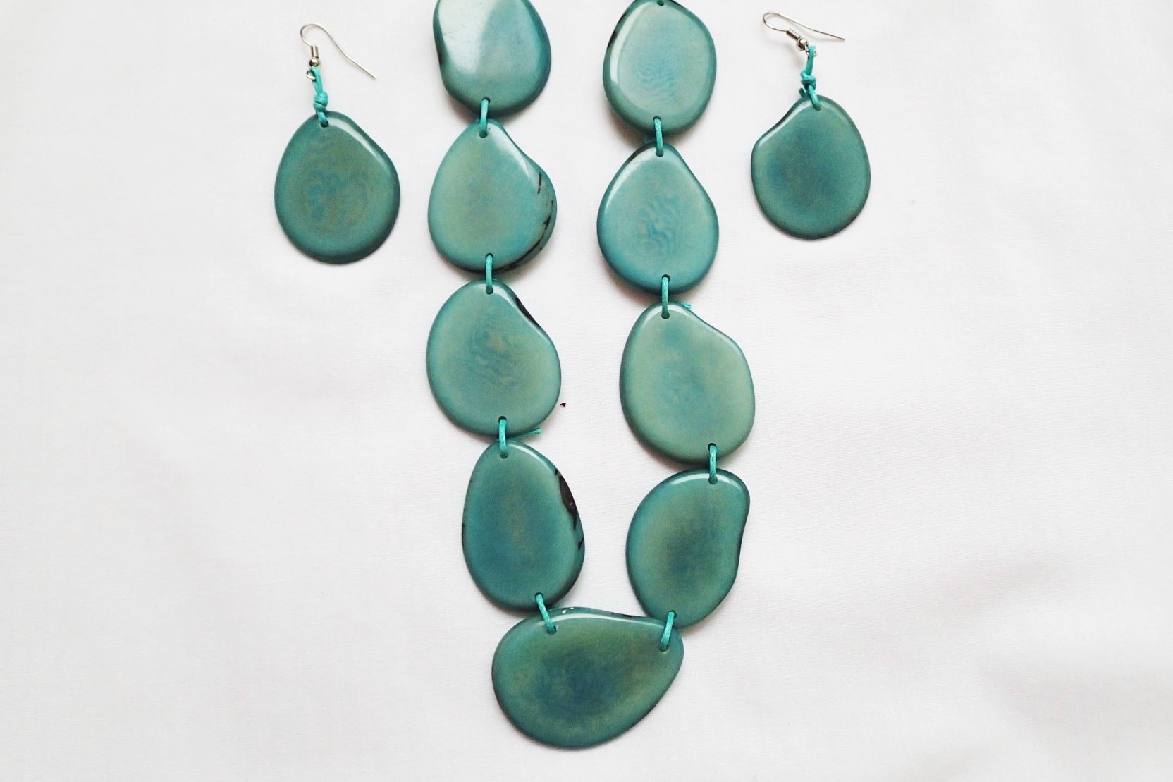 Tagua Slice Necklace (1 loop)