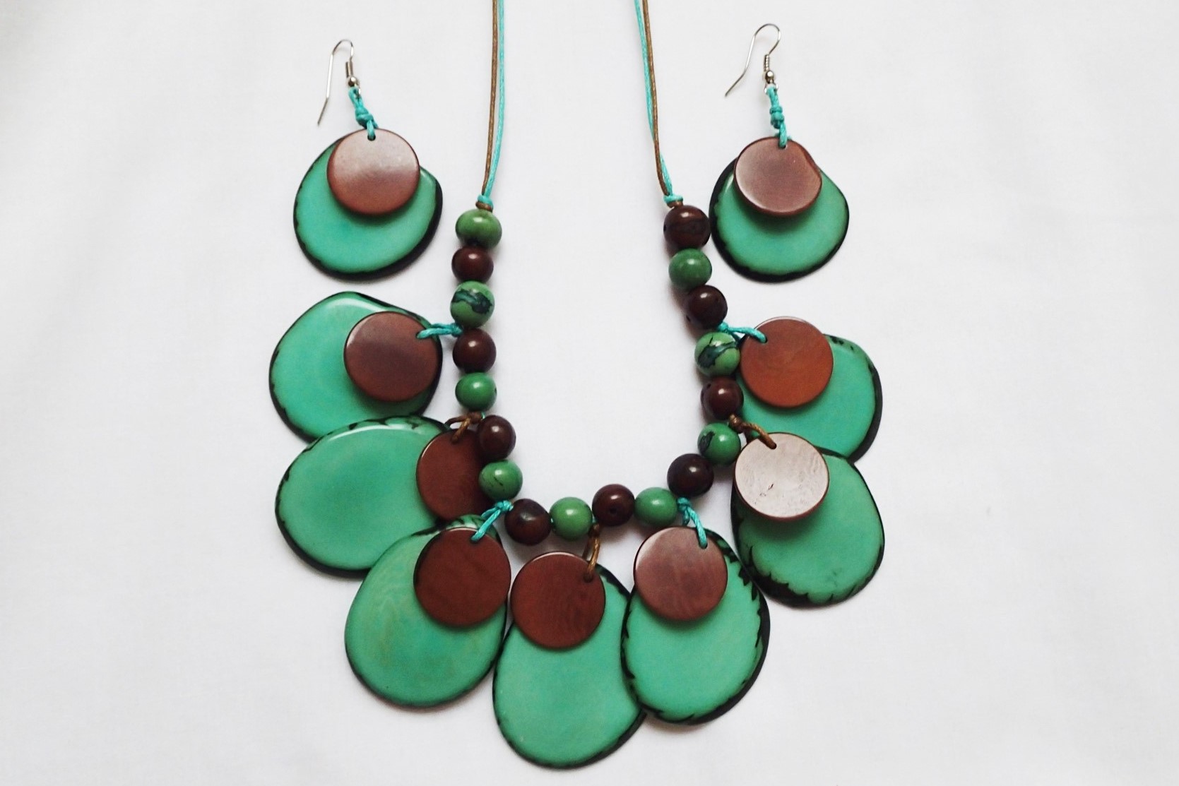 Slice & Bead Necklace