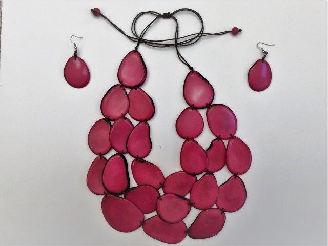 Tagua Slice Necklace (3 loops)